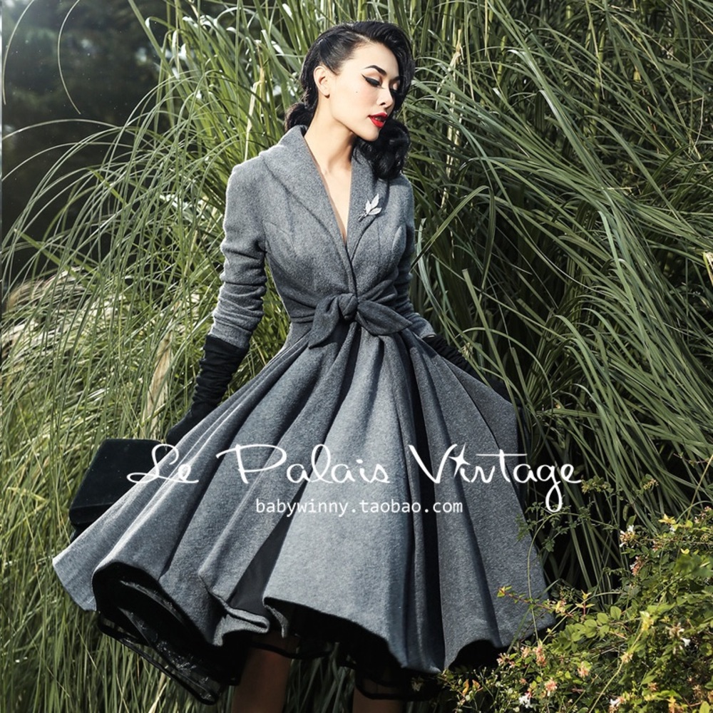 Le Palais Vintage Self-tie Bow Circle Coat Dress